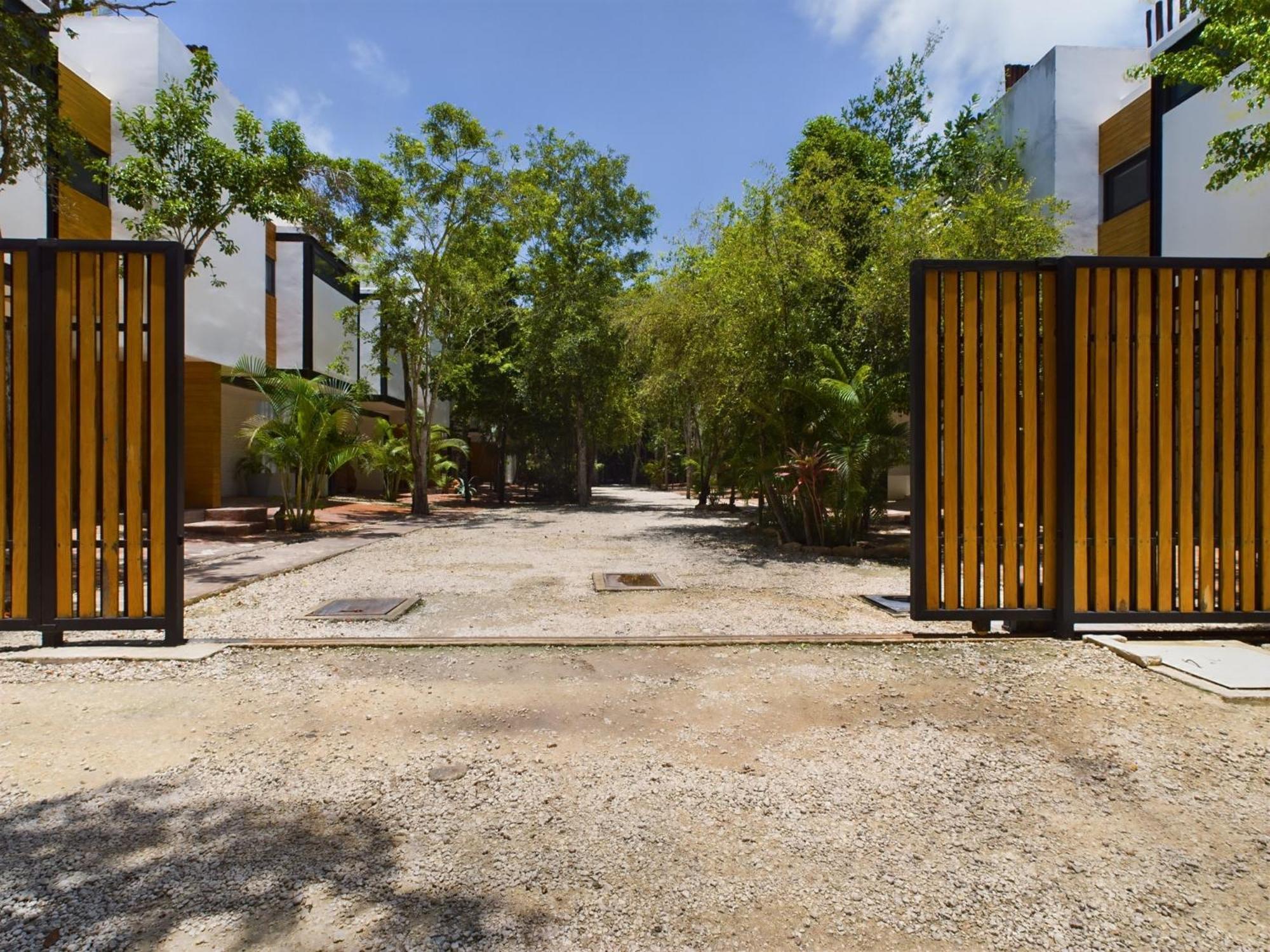 Casa Kuaan Mani Th 1 Villa Tulum Exterior photo